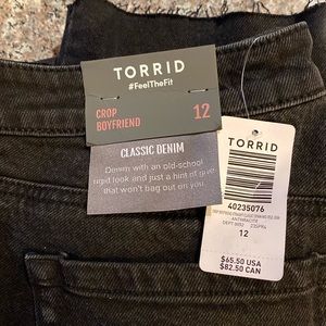 Torrid Size 12 Crop Boyfriend NWT NBW